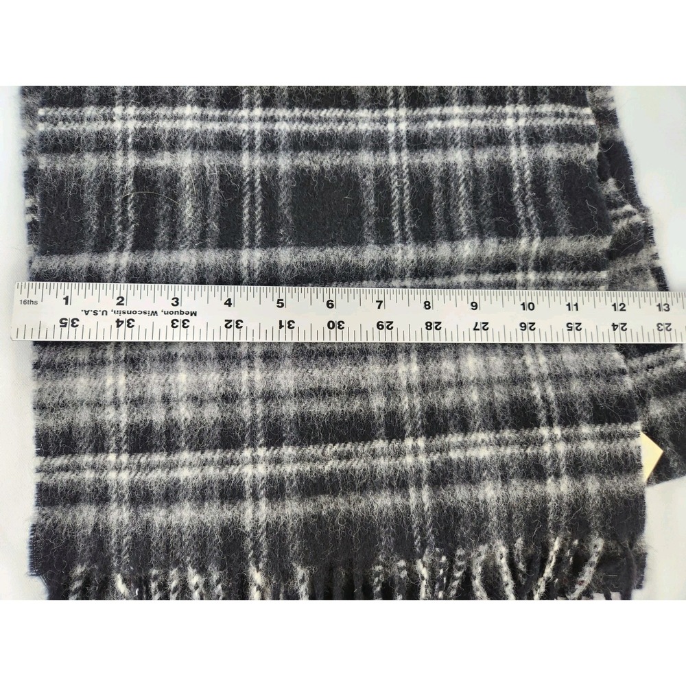 NWT John Hanly & Co Woven in Ireland 100% Lambswool Scarf Black Plaid Fringe - Picture 6 of 11